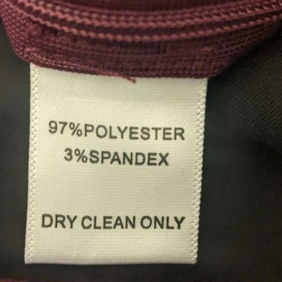 Harlowe & Graham Burgundy Belted Skirt with Zipper Closure Size Medium? - Picture 11 of 11